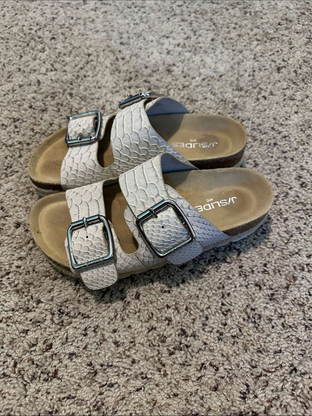 J/SLIDES Womens size 7 Cream Textured Double-Buckle Slide Sandals